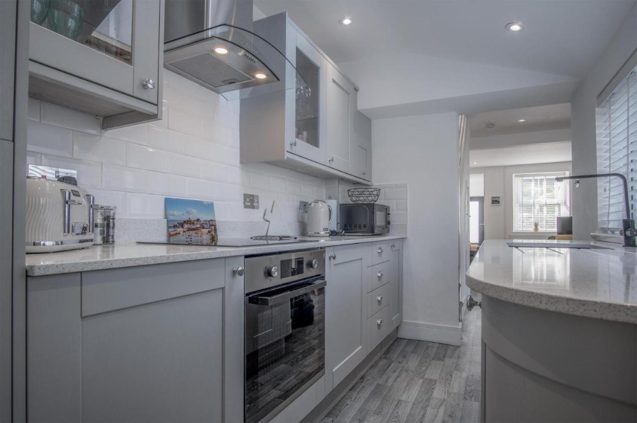 Hawtree - 2 Bedroom - Сasa de vacaciones Tenby