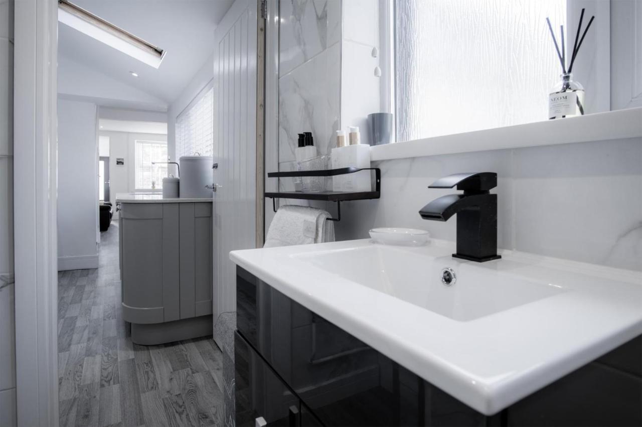 Hawtree - 2 Bedroom - Сasa de vacaciones