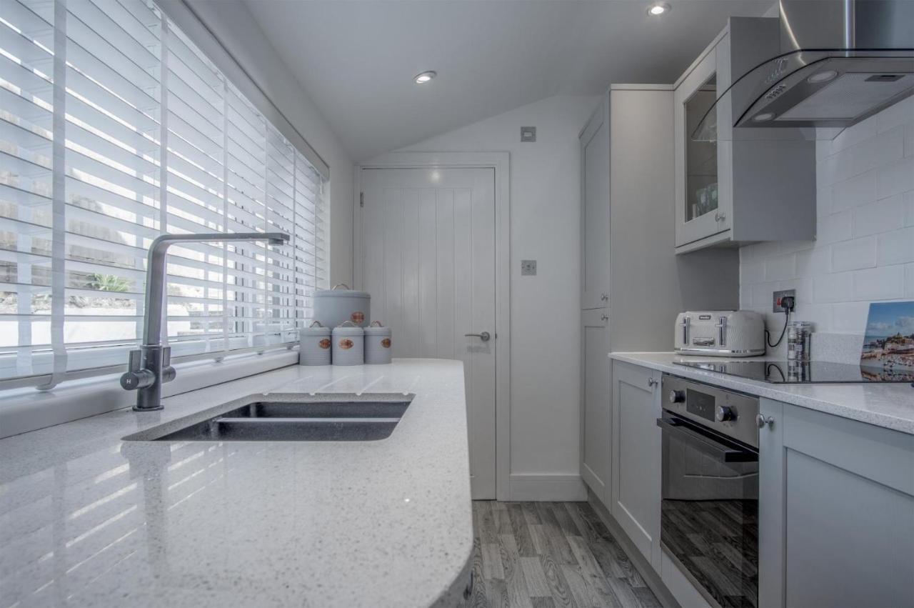 Hawtree - 2 Bedroom - Сasa de vacaciones